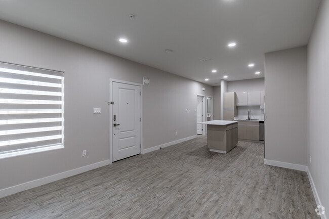 1HAB, 1BA - 775 ft² Alt - The Tree Apartments