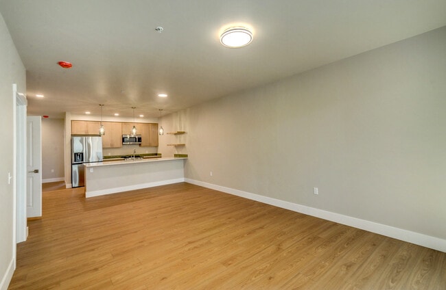 Photo - Emery Landing