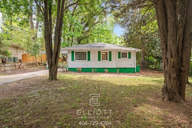 Photo - 1095 Oakfield Dr SE