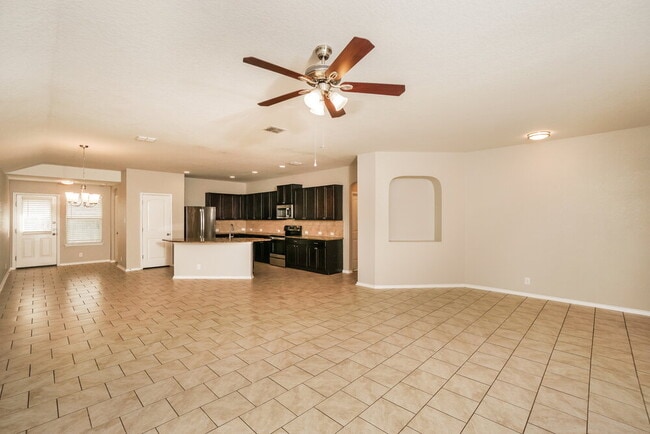 Photo - 8850 Belgian Falls