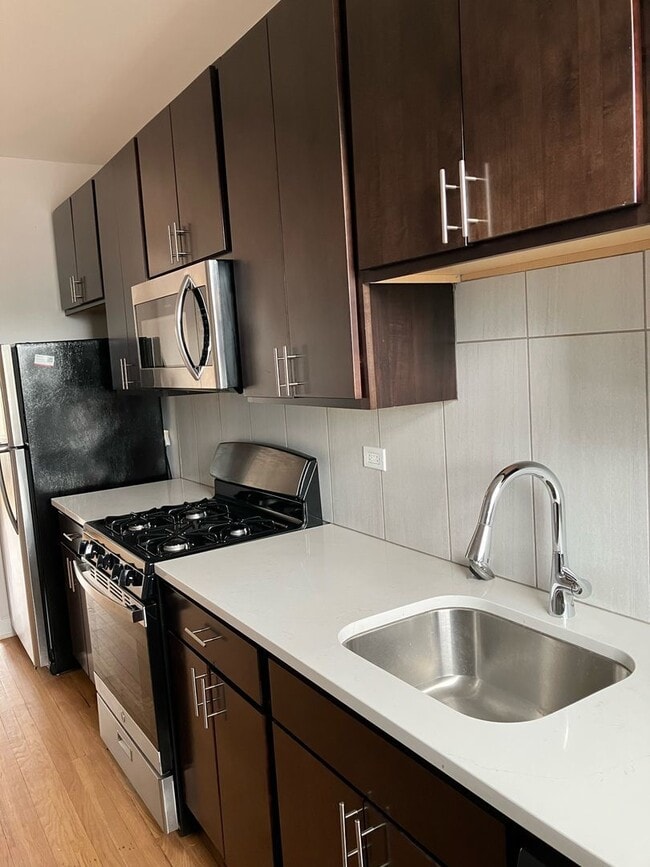 Photo - 4405 N Kimball Ave Unit 3