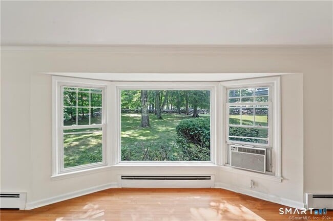 Photo - 791 Newfield Ave