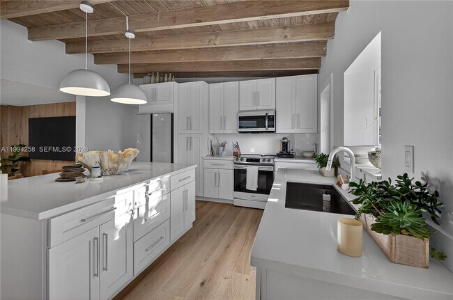 Photo - 3138 SW 15th St