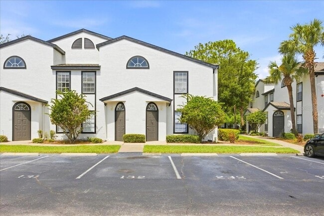 Building Photo - 1610 Columbia Arms Cir Unit 131