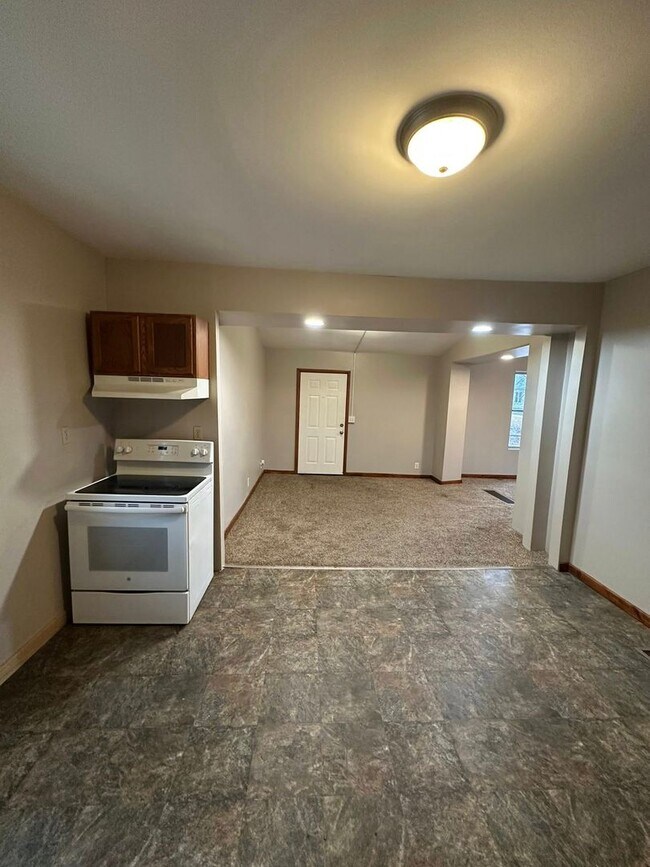 Photo - Beautiful newly remodeled 2 bed - 2 full baths!!!