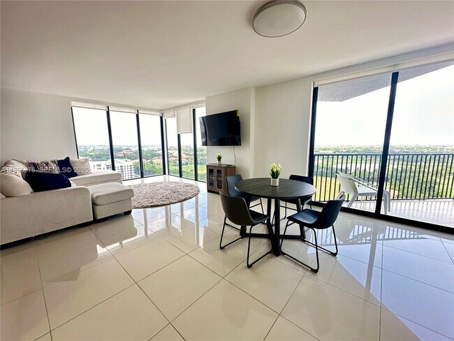 Photo - 5252 NW 85th Ave Unidad 1702