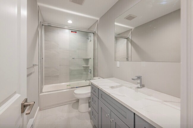 Photo - 1 Wallace Ct