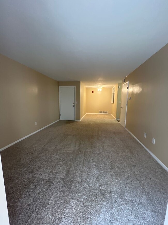 Photo - 2801 Emerson Avenue