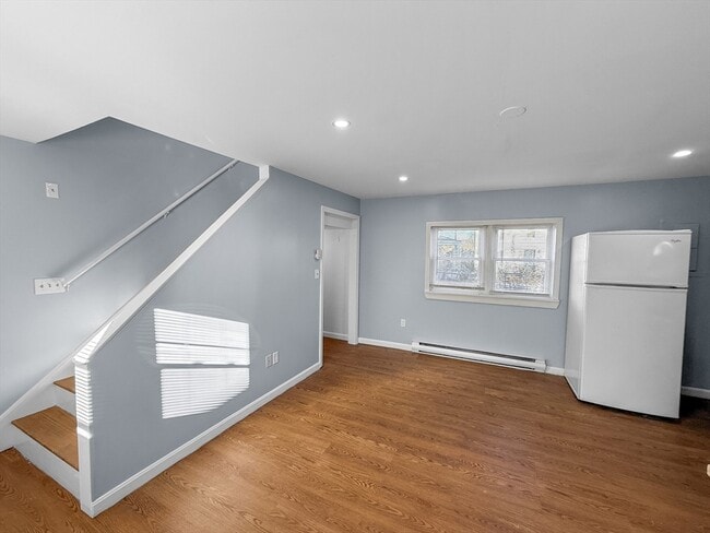 Photo - 2 North St Unit 3