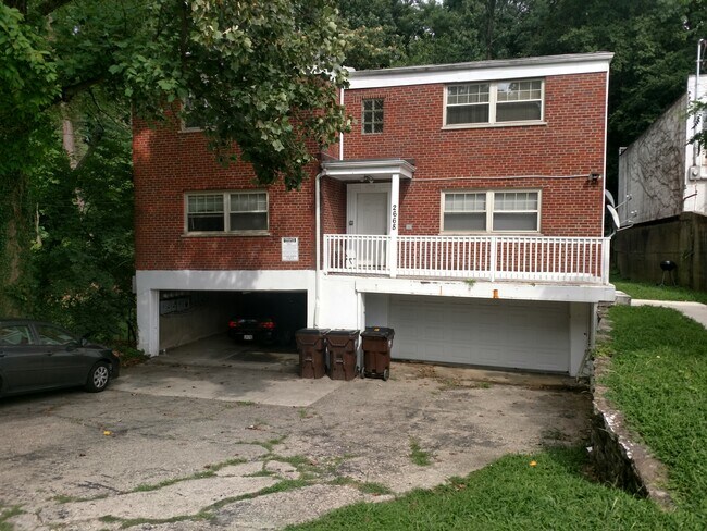 Photo - 2668 Losantiville Ave Townhome