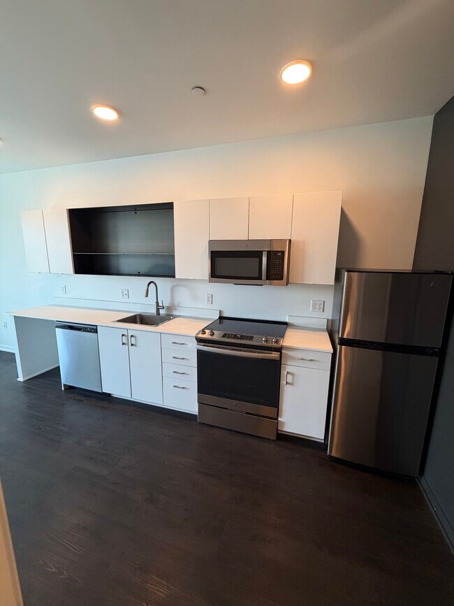 329 5th St