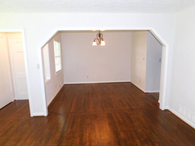 Photo - 879 Forest Ridge Dr SE