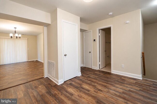 1405 Silver Ct