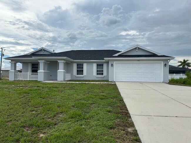 Photo - Spacious 3-Bed + Den Home with 2-Car Garag...