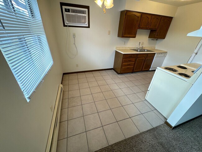 Photo - 3120 9th St Unidad 2