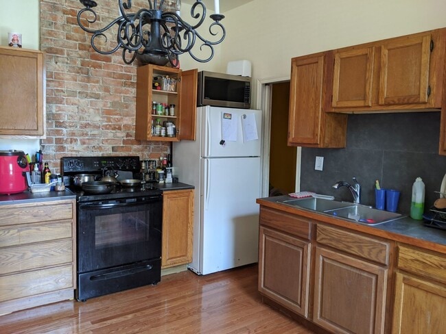 Photo - 2219 Scott St Unit 2219 Scott Blvd.