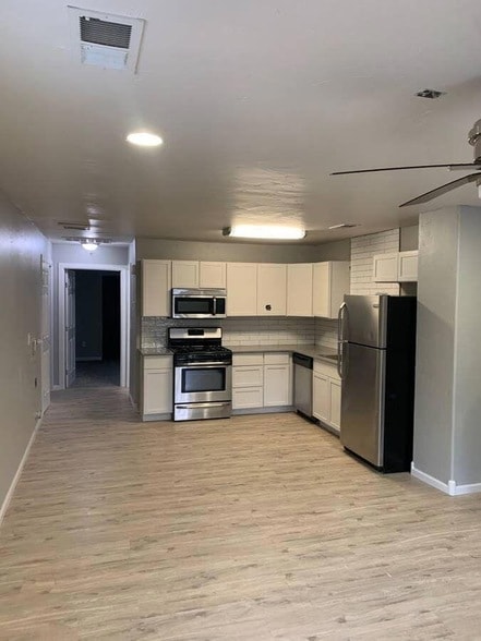 Photo - 508 Coal Ave SE