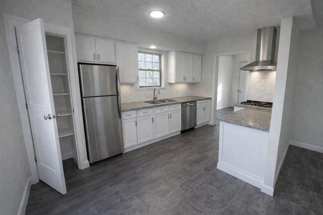 Photo - 5423 Grace Point Ln