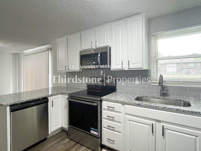 Photo - 5164 Timawatha Ave