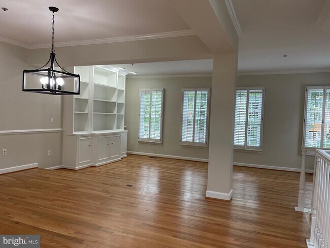 Photo - 9715 Whitley Park Pl