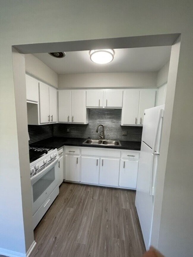 Photo - Kensington Place Apartments