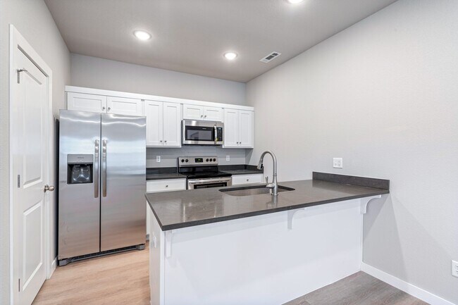 Photo - 276 N Hunter St-Lot 48 Farmington Hills Unidad #2