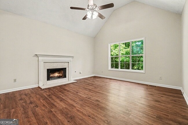Photo - 181 N Springs Dr