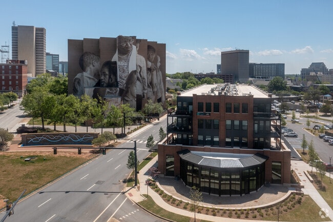Canvas Lofts