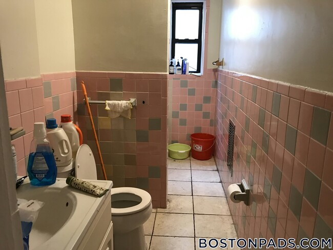 Photo - 1283 Commonwealth Ave Unit 4