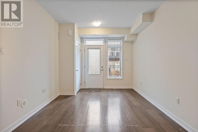 Photo - 60 Orchid Pl Dr
