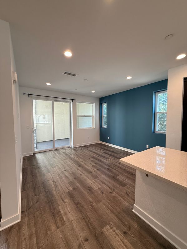 820 Aloe Pl