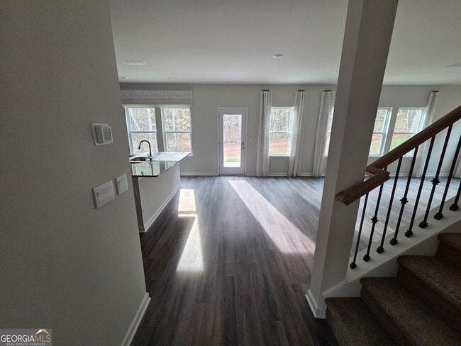 Photo - 167 Vly Oak Dr