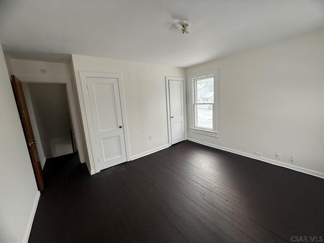 Photo - 85-87 Grass Ave