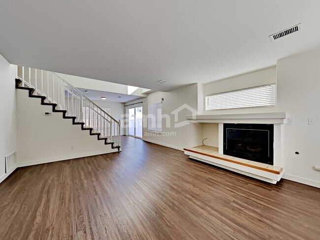 Photo - 18835 Burlington Pl