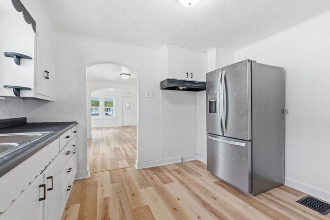 Photo - 2012 Arrow Ave