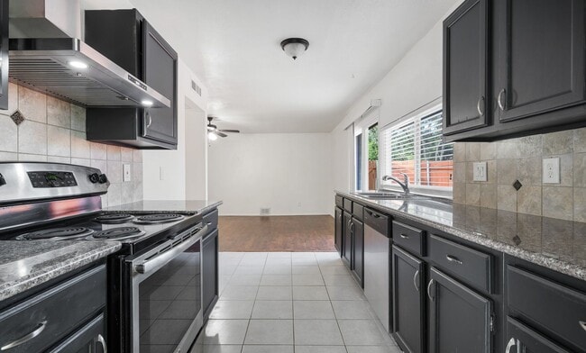 Photo - Plano 3-2-2 with 2 Living 2 Dining