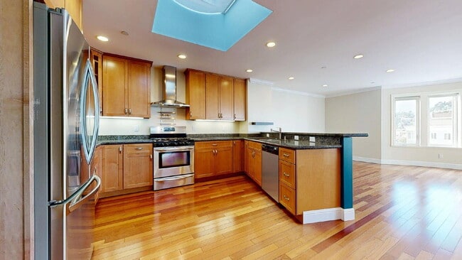 Photo - Spacious 2BD/2BA Glen Park Flat | Garage P...