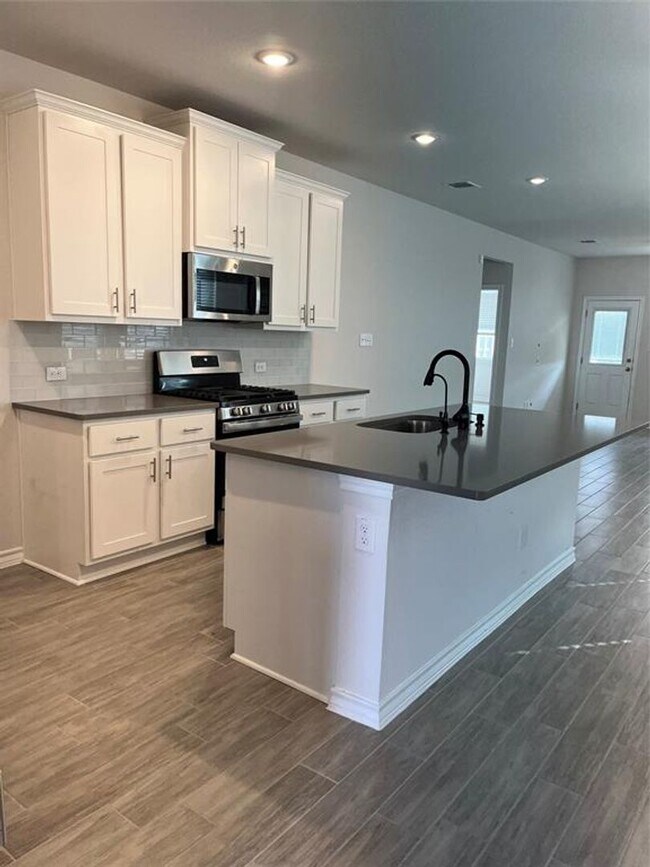 Photo - Perfect 3-Bedroom Home Available for Rent in Buda