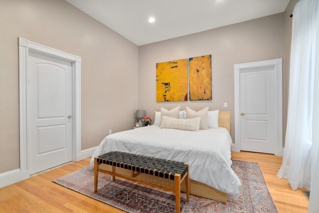 Photo - 175 Harvard St Unidad 1##