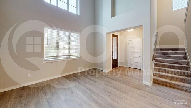 Photo - 4705 Alliance St