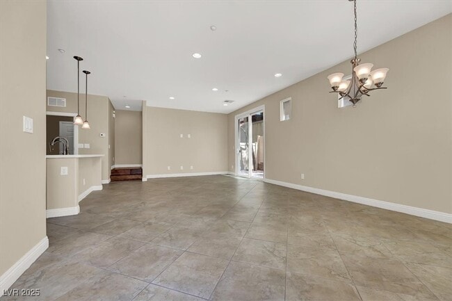 Photo - 2076 Danzinger Pl