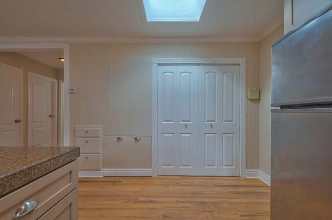 Photo - 1209 Darwin St