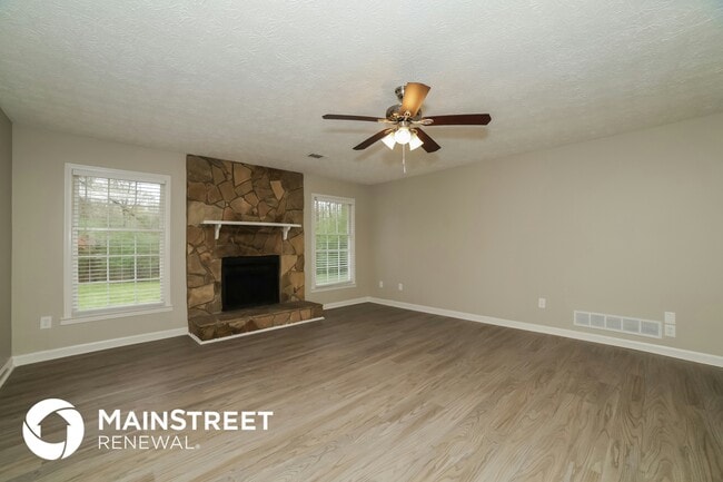 Photo - 125 Longview Rd