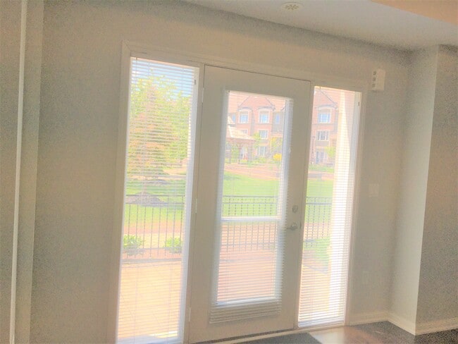 Photo - 3135 Boxford Cres