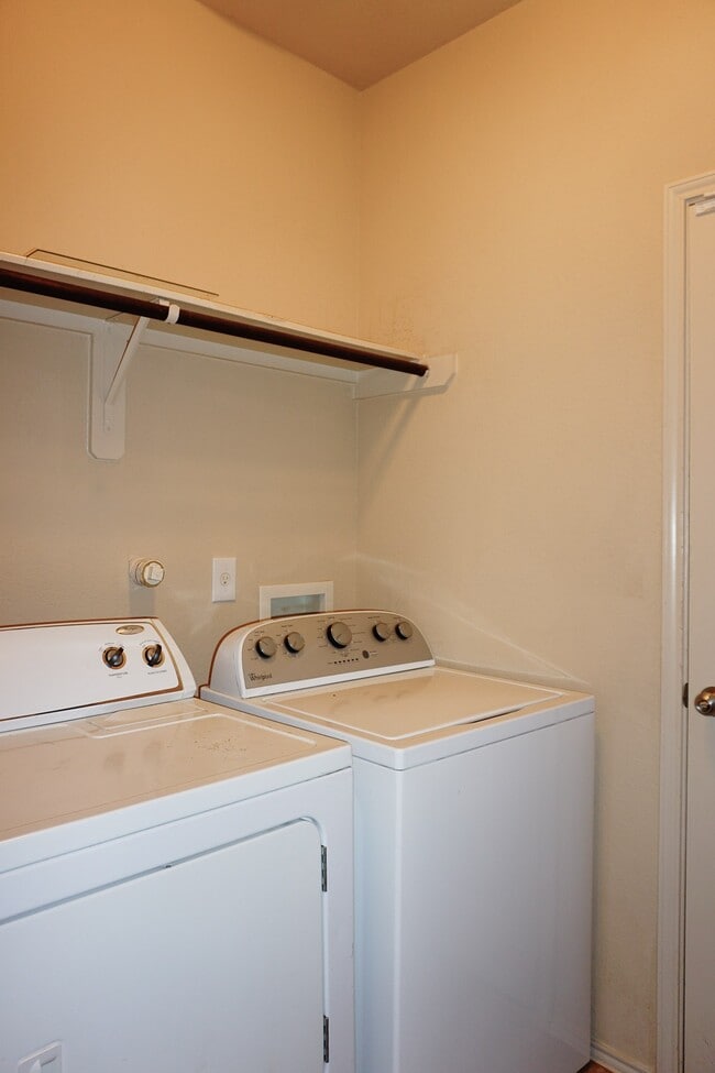 Photo - 22007 Silverfield Park Ln