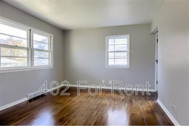 Photo - 5120 N 48th St