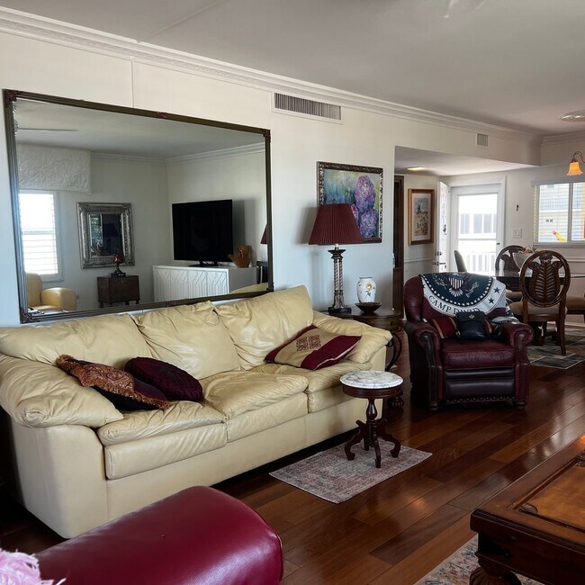Photo - 2BD/2BA on the Gulf of Mexico! Unidad 201