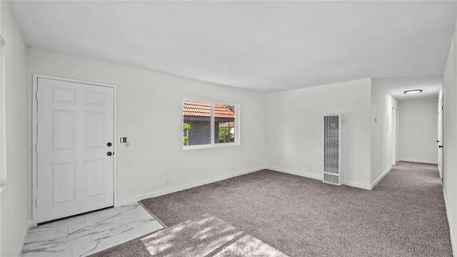 Photo - 290 N Craig Ave Unidad 290