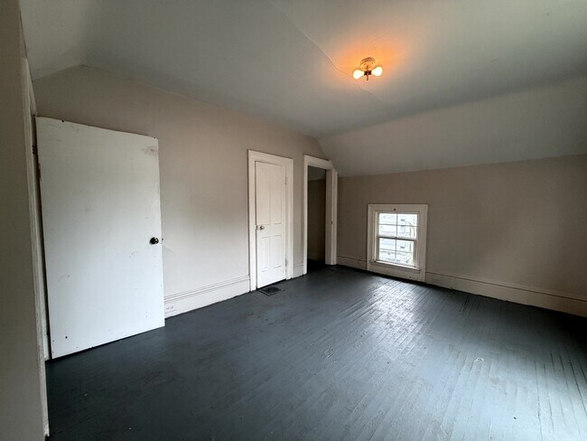 Photo - 509 W Marion St Unit B