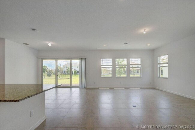 Photo - 1000 Sterling Pine Pl